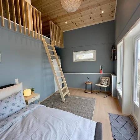 Cozy Close To Idyllic Archipelago With Additional Building If Booked For Than 2 People Ferienhaus *