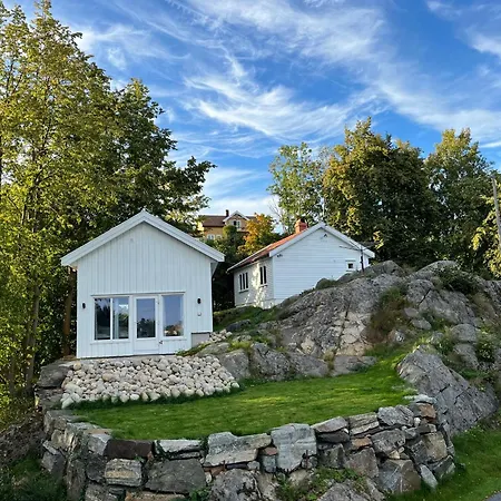 Cozy Close To Idyllic Archipelago With Additional Building If Booked For Than 2 People Ferienhaus Eydehavn