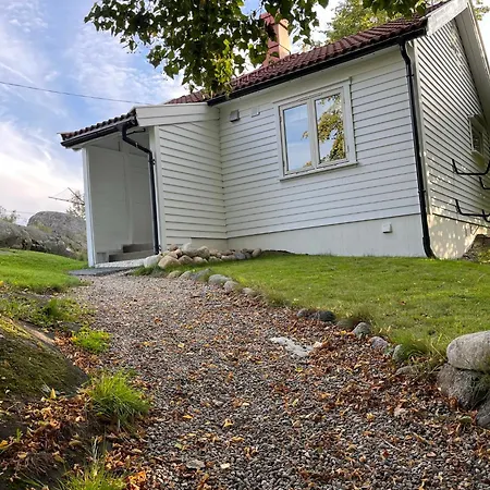 Ferienhaus Cozy Close To Idyllic Archipelago With Additional Building If Booked For Than 2 People