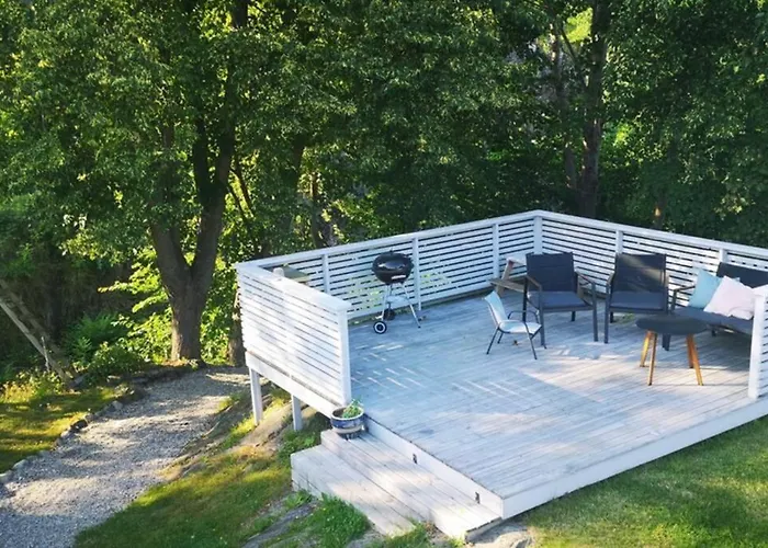 Cozy Close To Idyllic Archipelago With Additional Building If Booked For Than 2 People *